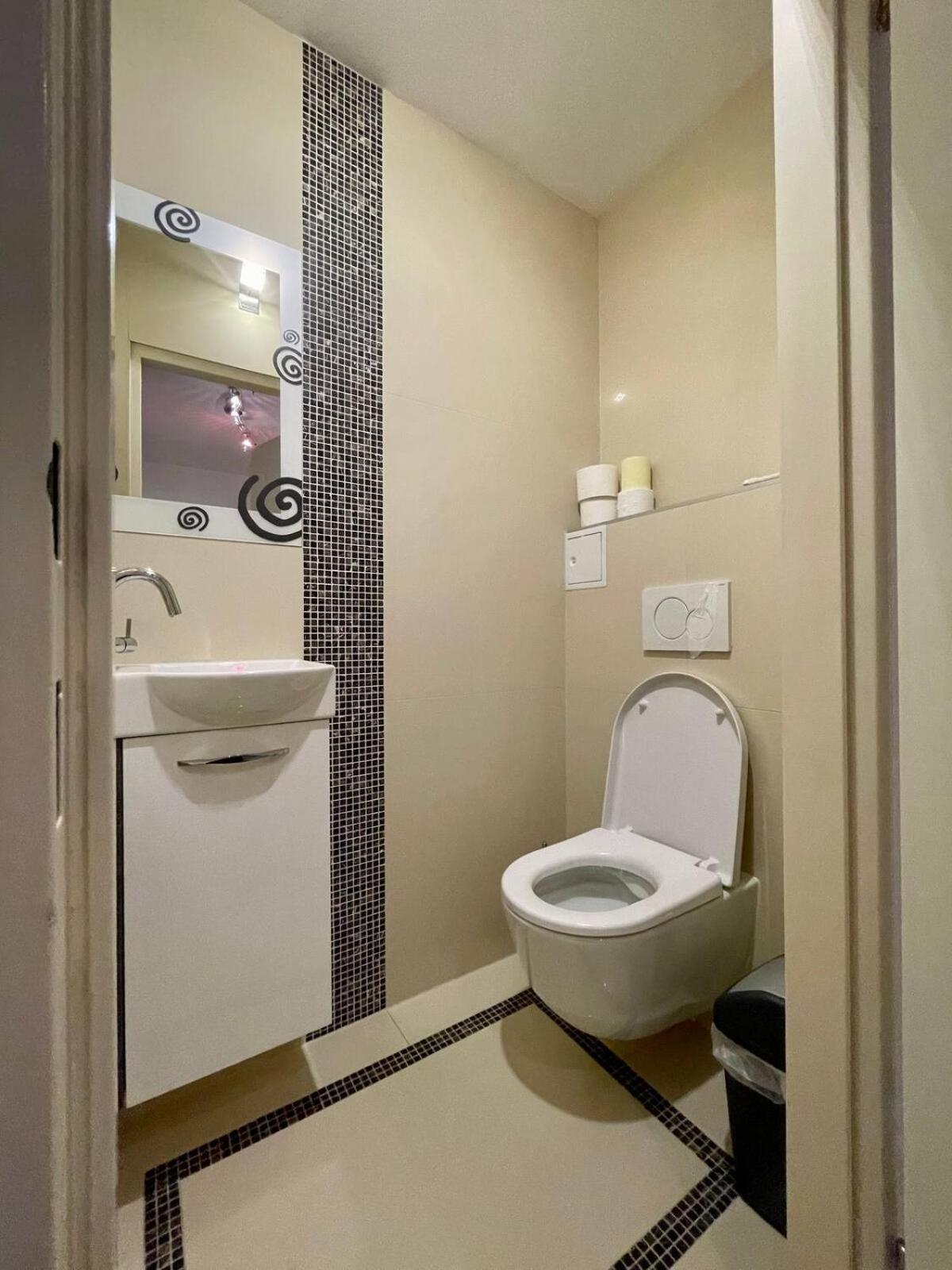 Gemutliche Wohnung Mit Super Lage Вена Экстерьер фото
